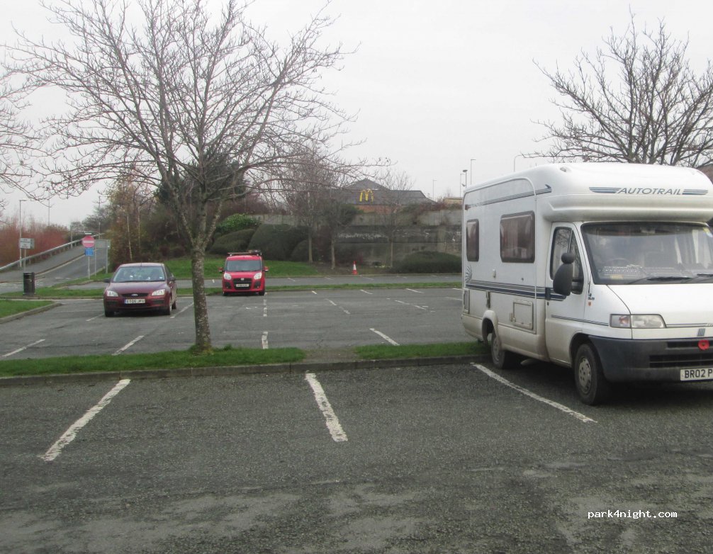 () Newtown - Heol Les Herbiers — foto