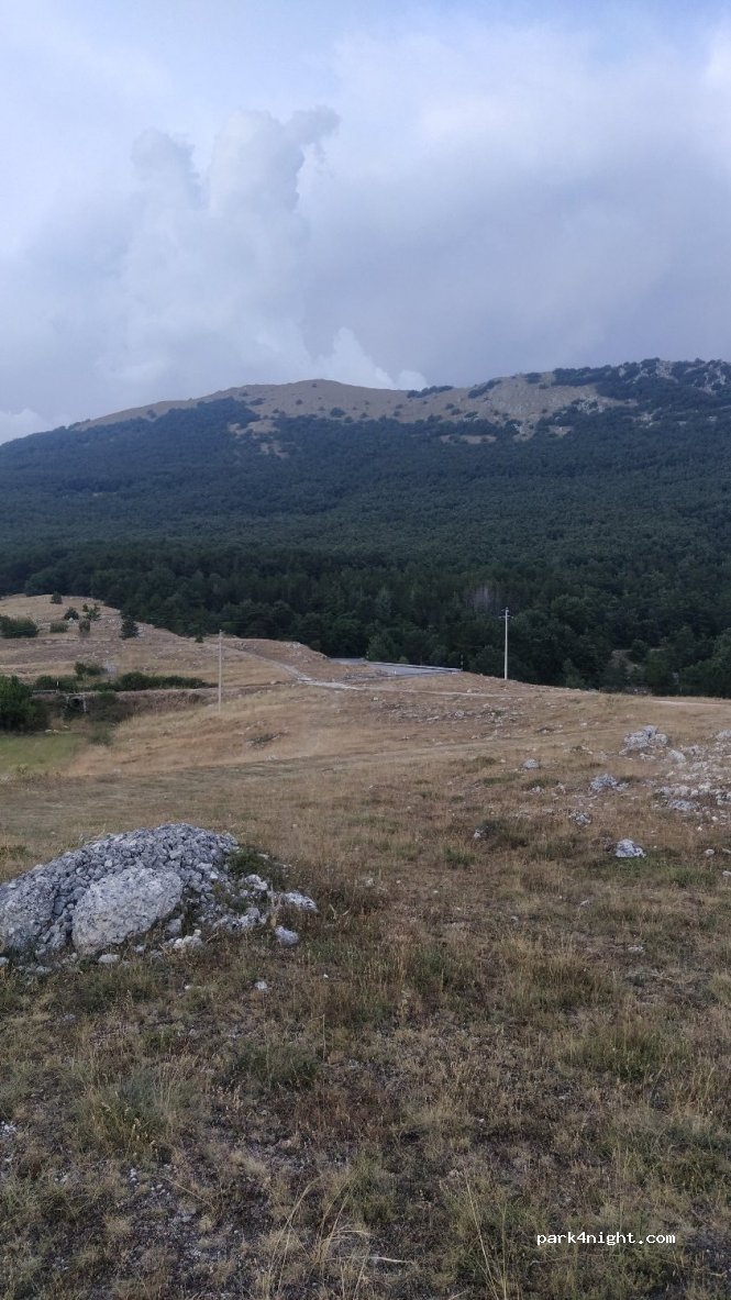 (67021) Barisciano - Unnamed Road — foto
