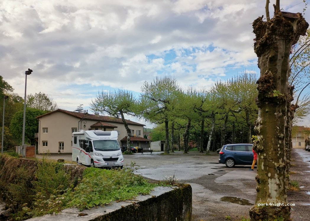 (09160) Prat-Bonrepaux - 1 Allée de la République — foto 4