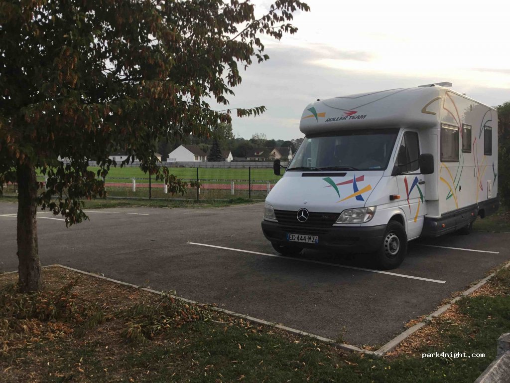 (28380) Saint-Rémy-sur-Avre - 4 Avenue du Pré de l'Église — foto