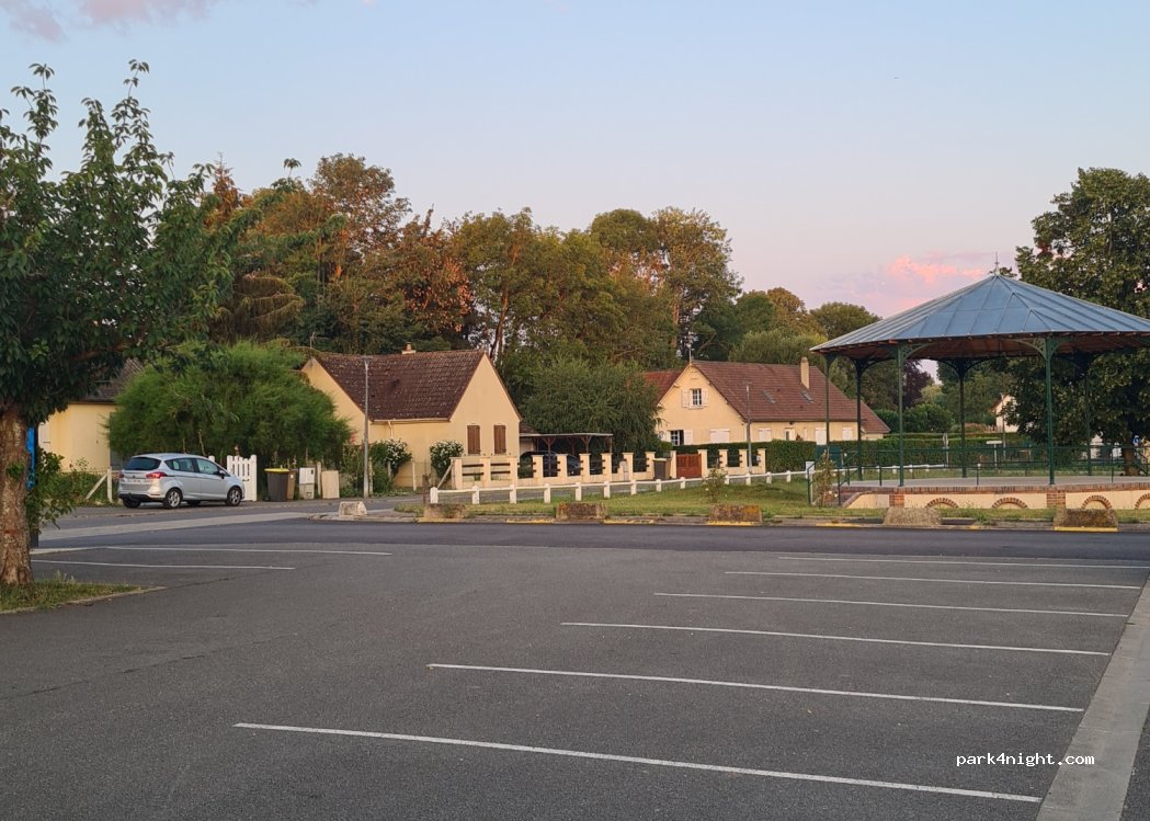 (28380) Saint-Rémy-sur-Avre - 4 Avenue du Pré de l'Église — foto 2