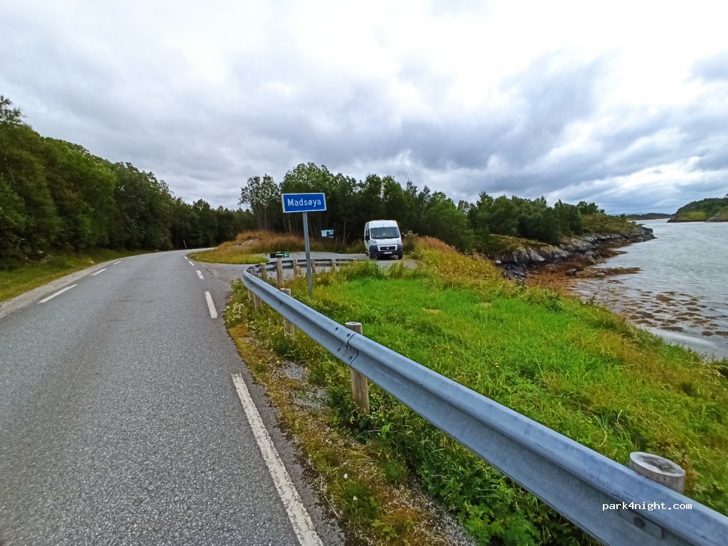 (7994)  - 66 Madsøyveien — foto