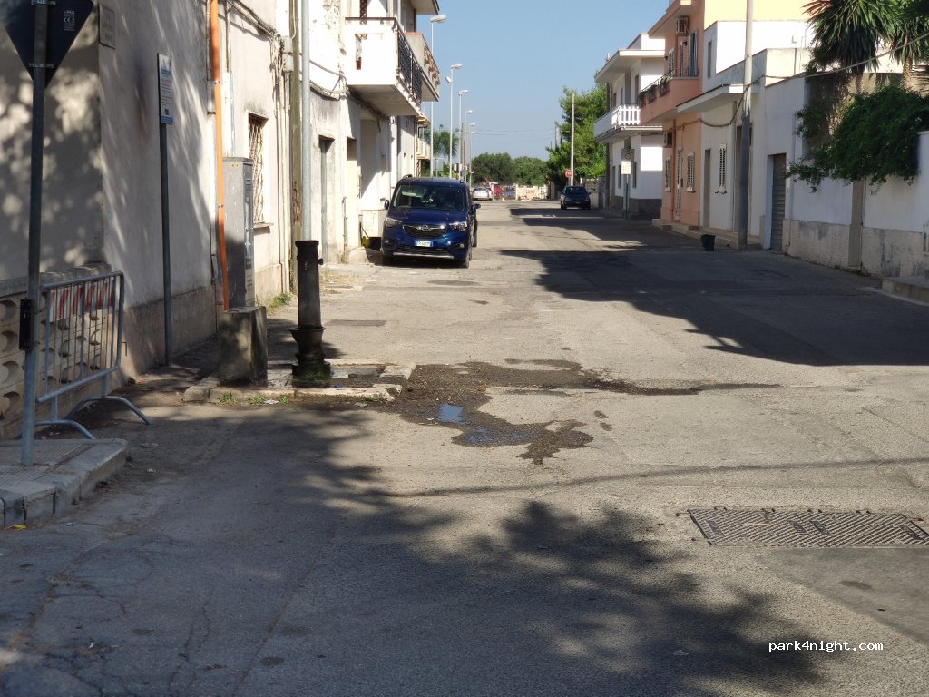 (74020) Maruggio - 40 Via del Mare — foto