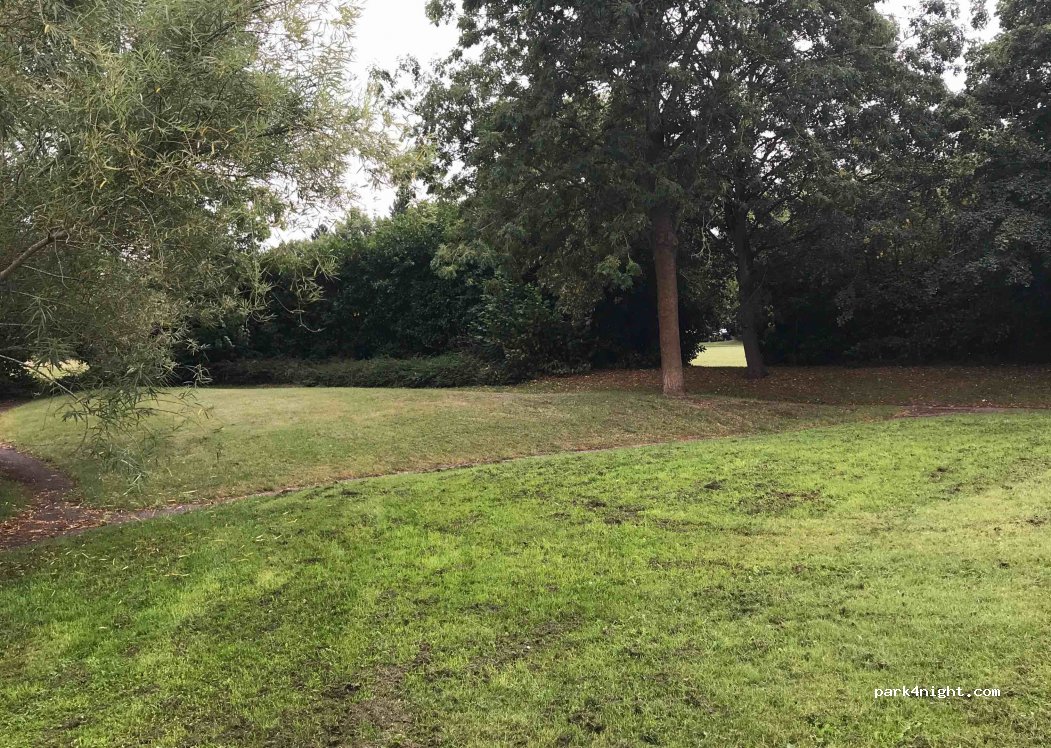 (MK15 9JJ) Willen - 23 Milton Road — foto