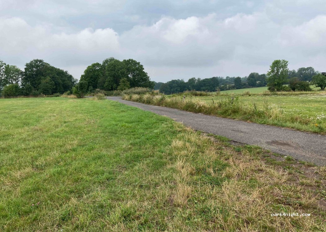 (405 02) Heřmanov - Unnamed Road — foto
