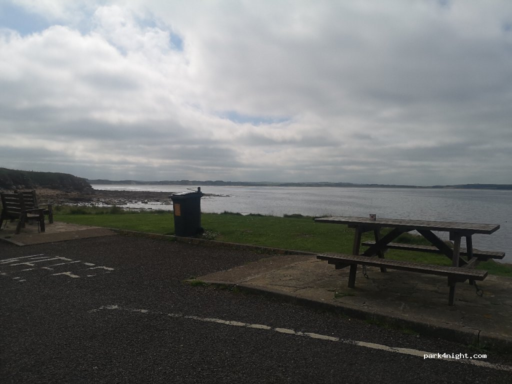 (KW14 8YD)  - Unnamed Road — foto