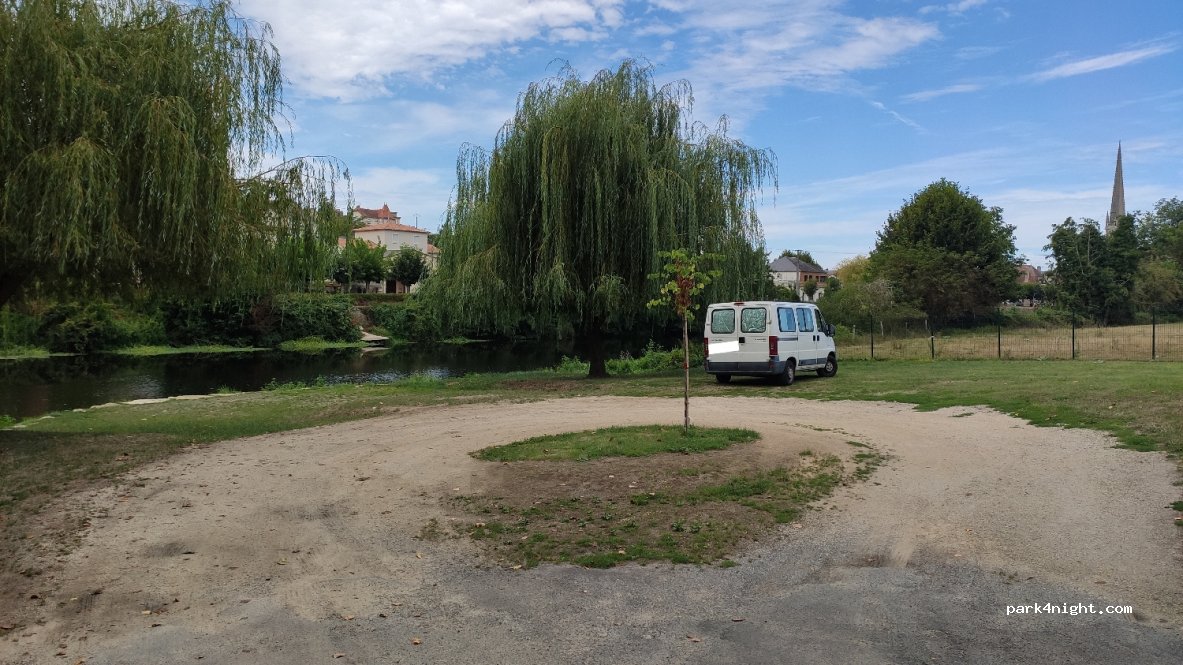 (86310) Antigny - 5 Promenade du Rochengout — foto