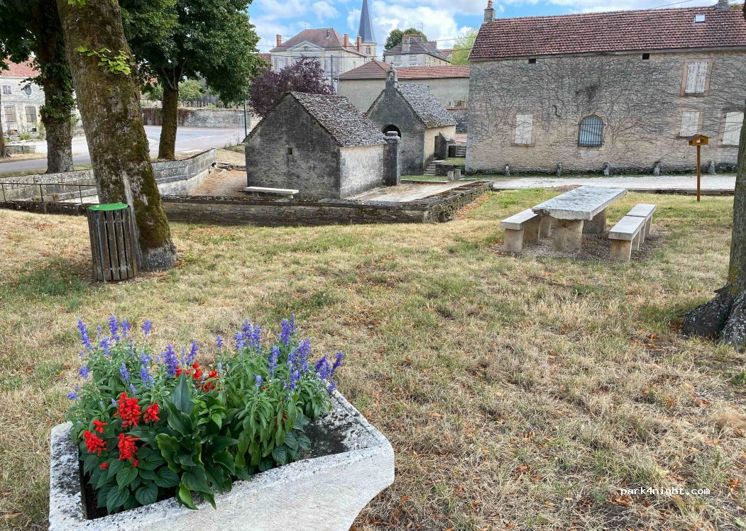 (21450) Fontaines-en-Duesmois - 2 Grande Ruelle — foto