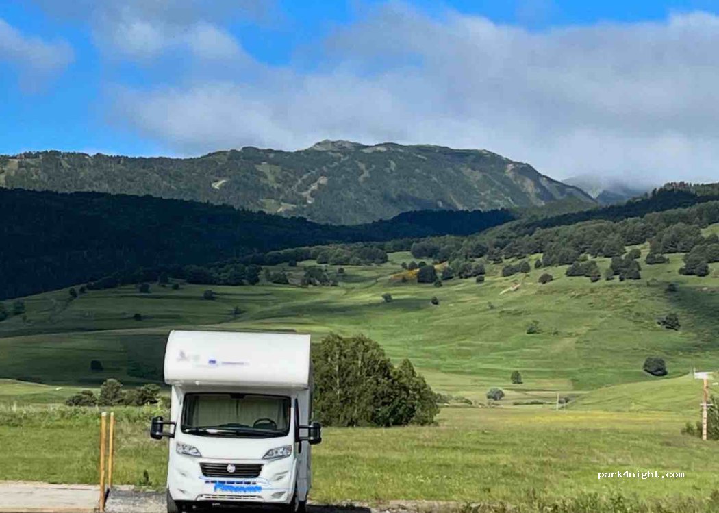 (66210) Puyvalador - Voie Communale le Village — foto 4