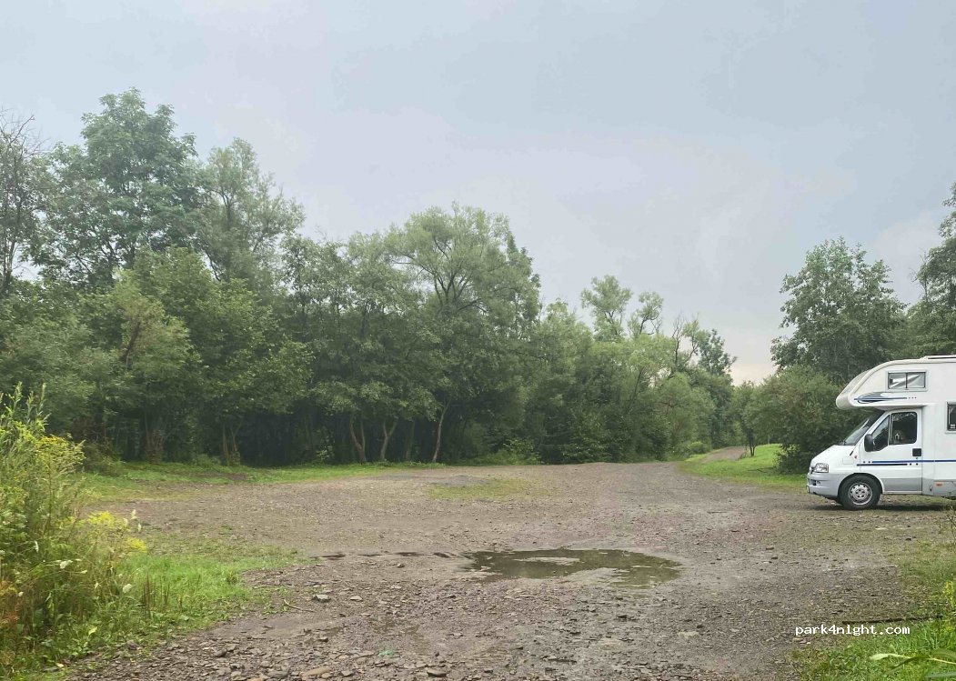 (38-543) Smolnik - — foto