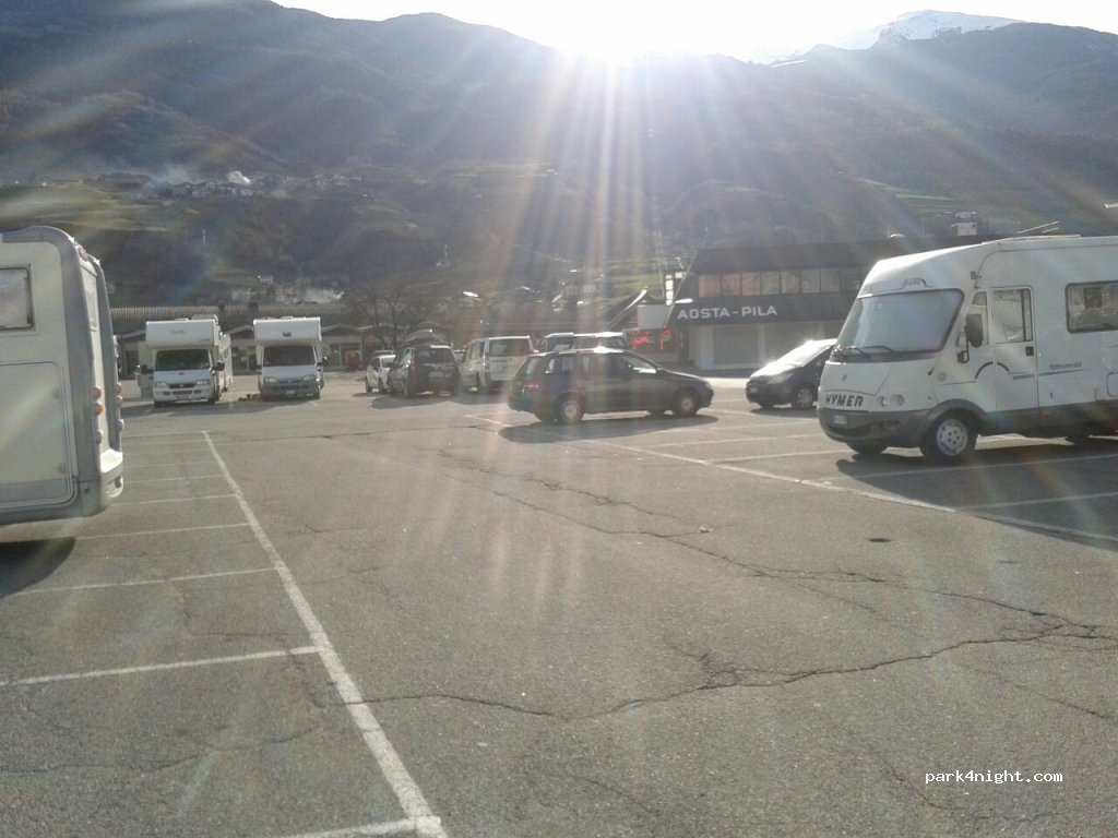 (11100) Aosta - 10-14 Via Paravera — foto