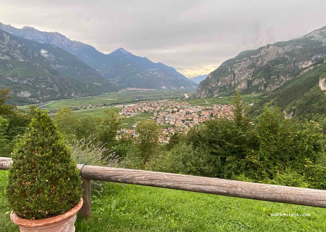 (38060) Besenello - 24 Via Castel Beseno — foto