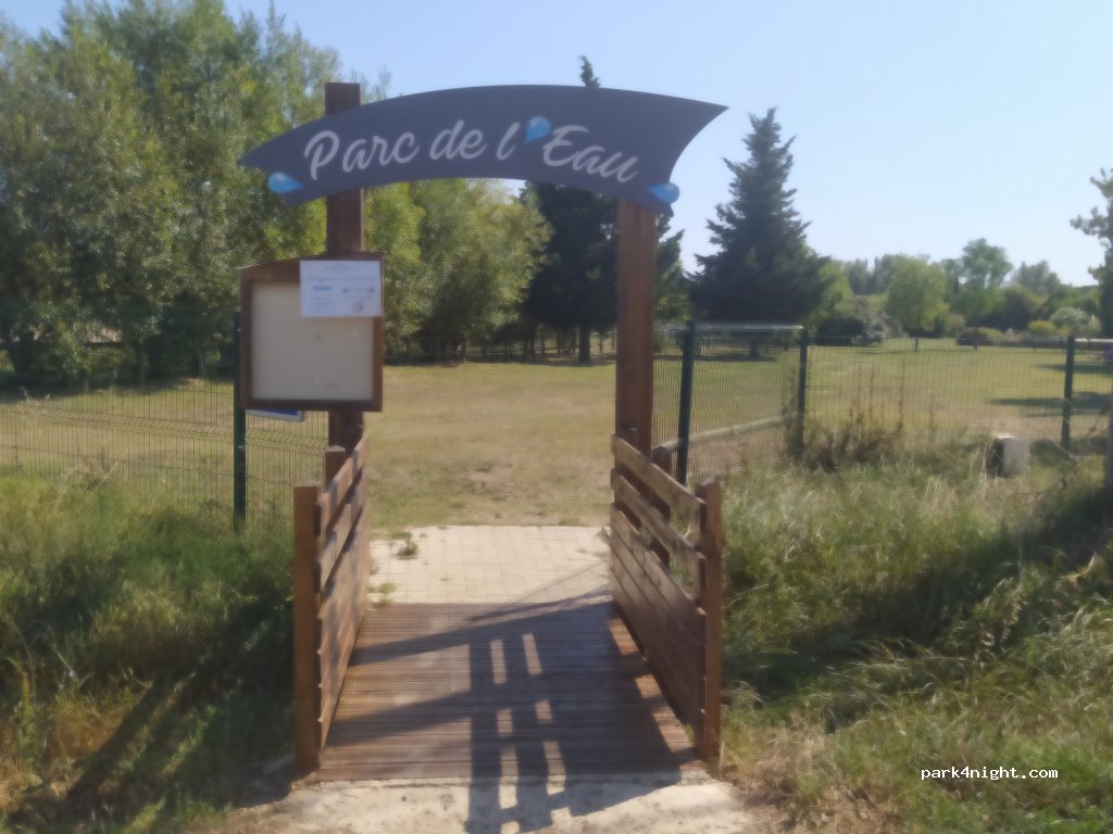 (30129) Redessan - 457 Chemin du Mas de l'Avocat — foto 2