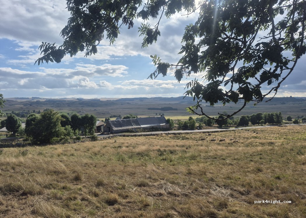 (48260) Marchastel - Le Bourg — foto 2