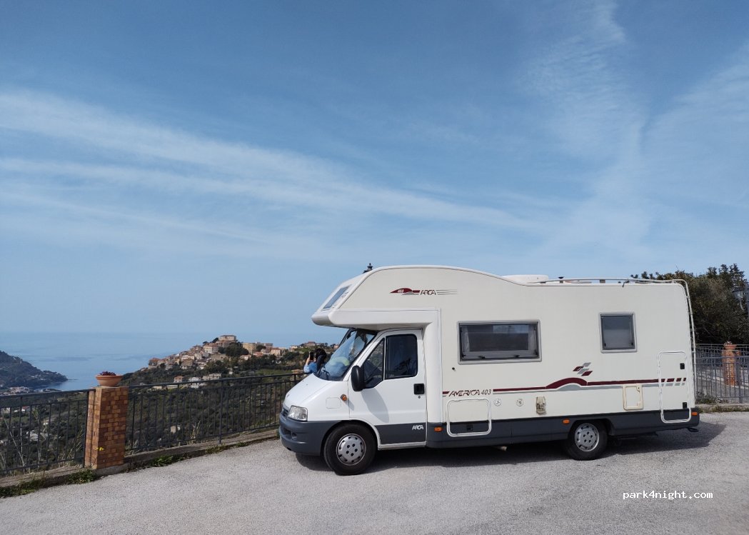 (84060) Castellabate - 85 Via Terrate — foto