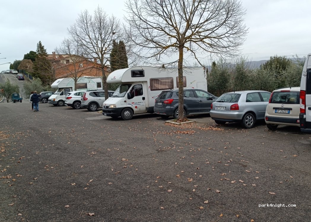 (53027) San Quirico d'Orcia - Via delle Scuole, 1 — foto 2