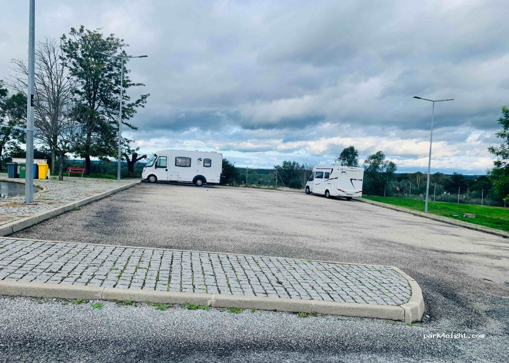 (7090-231) Viana do Alentejo - Estrada Dona Ana 1 — foto 4