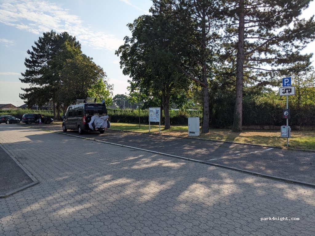 (50189) Elsdorf - 100 Gladbacher Straße — foto