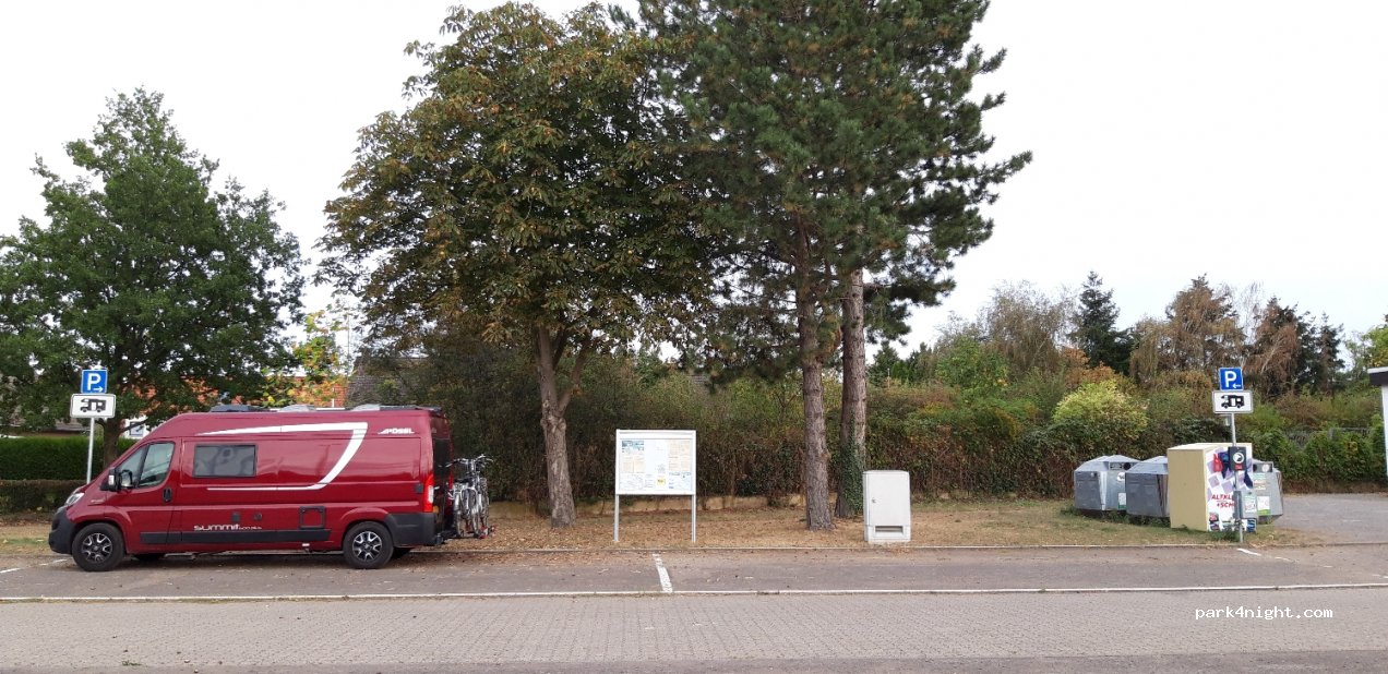 (50189) Elsdorf - 100 Gladbacher Straße — foto 3