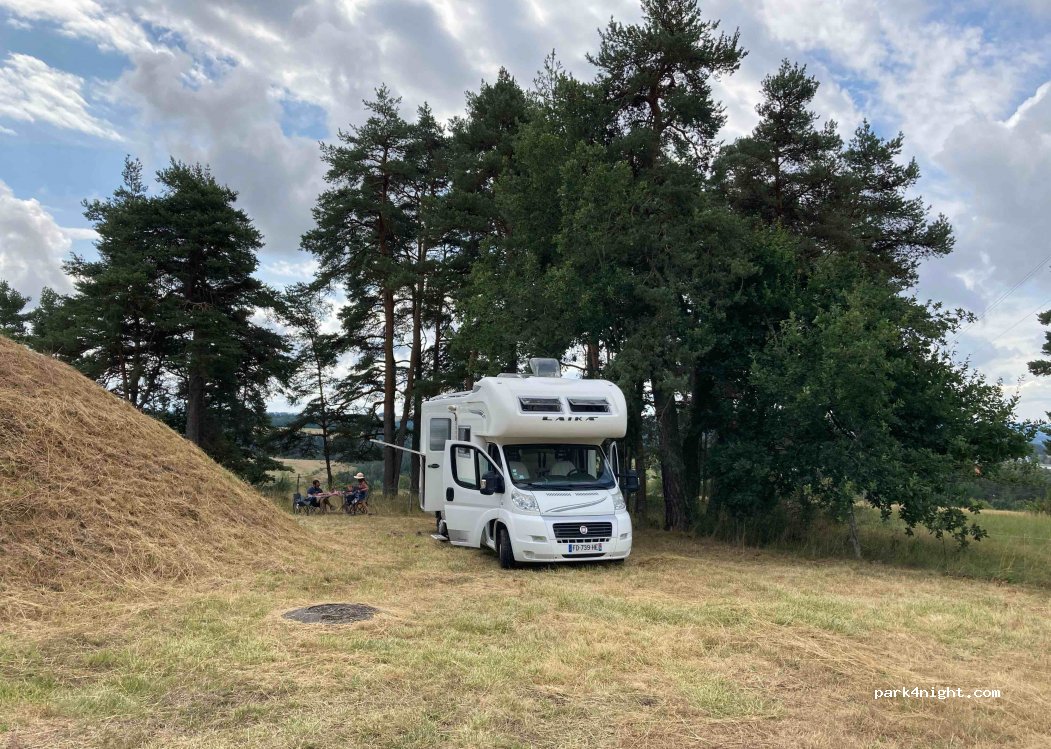 (15320) Ruynes-en-Margeride - D13 — foto