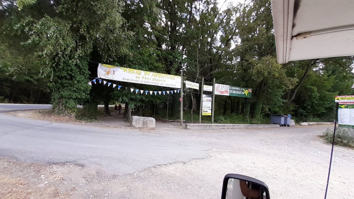 (04510) Aiglun - 38 Avenue Beau de Rochas — foto