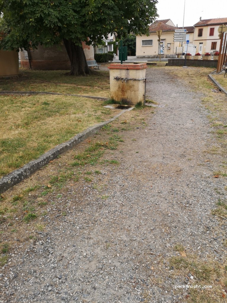 (31370) Rieumes - 34 Boulevard de Verdun — foto