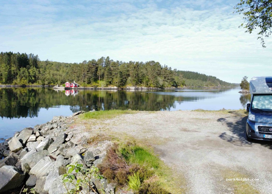 (5912) Lygra - 5 Sekundær Fylkesveg 404 — foto 5