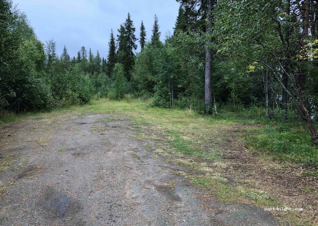 (98495) Muonio - 1726 Kilpisjärventie — foto 2