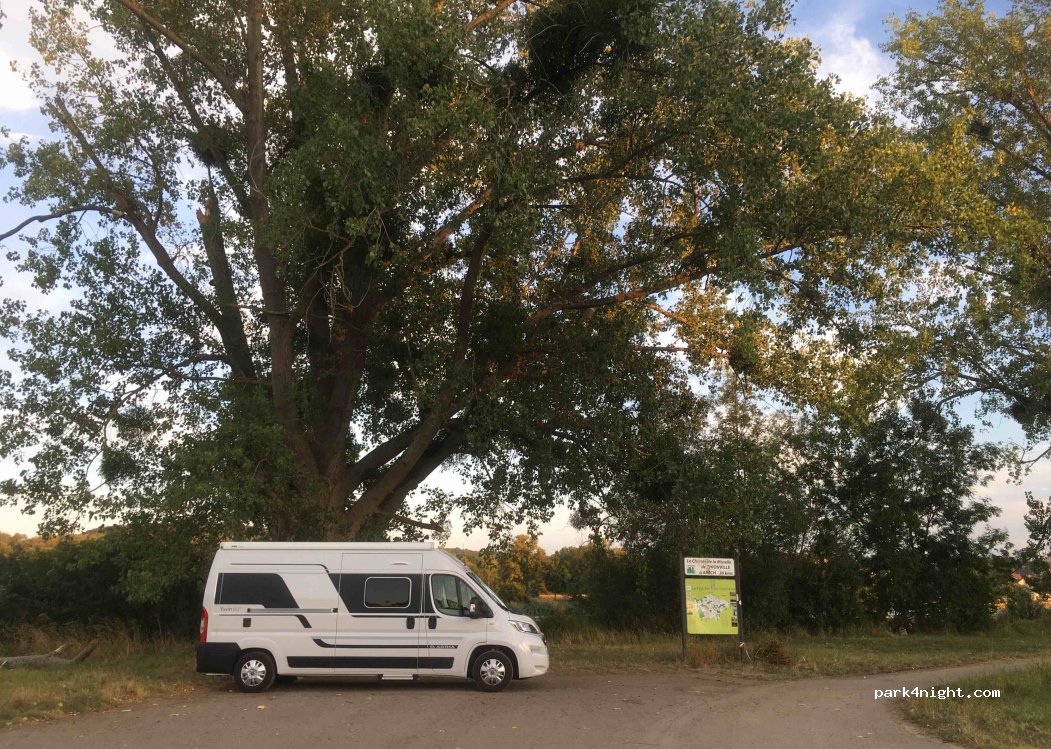 (57480) Rettel - Véloroute Charles le Téméraire — foto