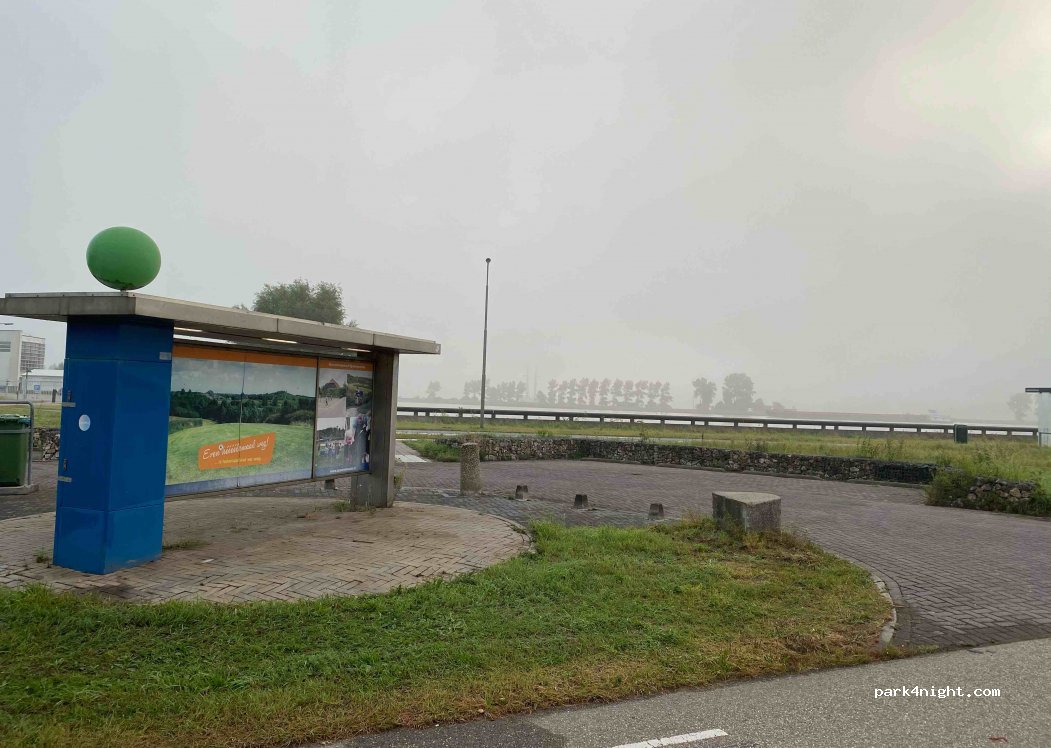 (1981 LE) Velsen-Zuid - — foto 2