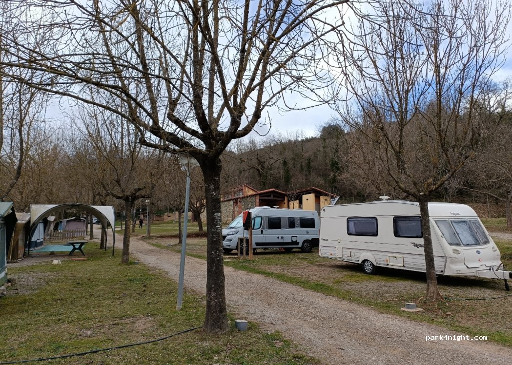 Camping la Soleia d'Oix — foto 2