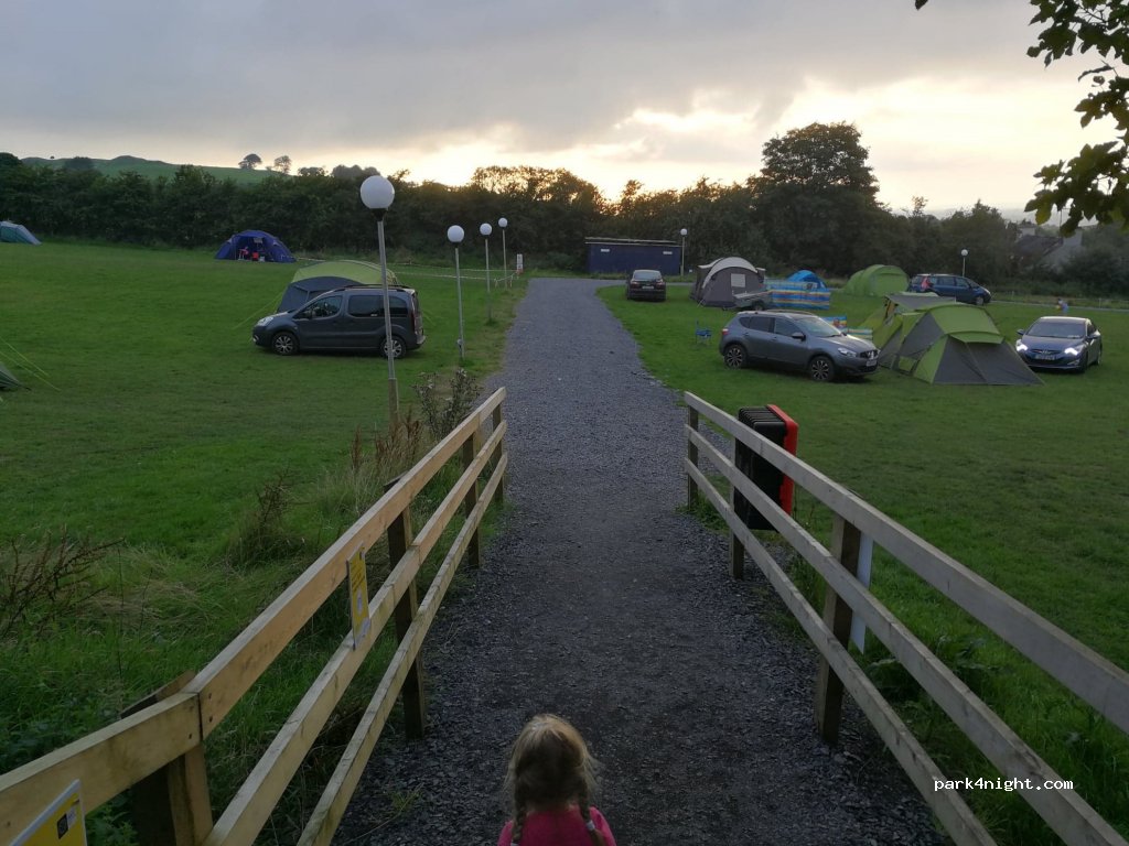 Camping Loughcrew Megalithic Centre — foto