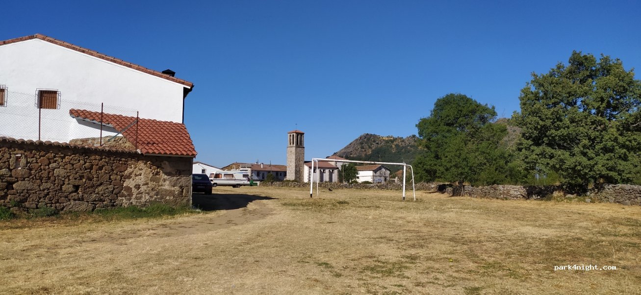 (37717) Vallejera de Riofrío - 1 Calle Eras — foto