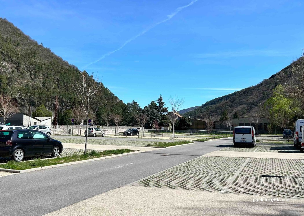 (04000) Digne-les-Bains - 1 Rue du Givre — foto 4