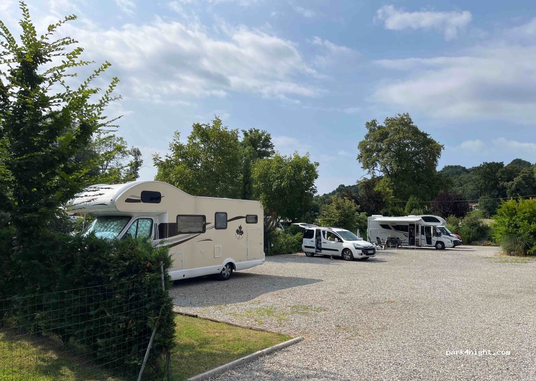 AgriCampeggio Lago Maggiore RANCO Area sosta Sass Cavalasc — foto 4