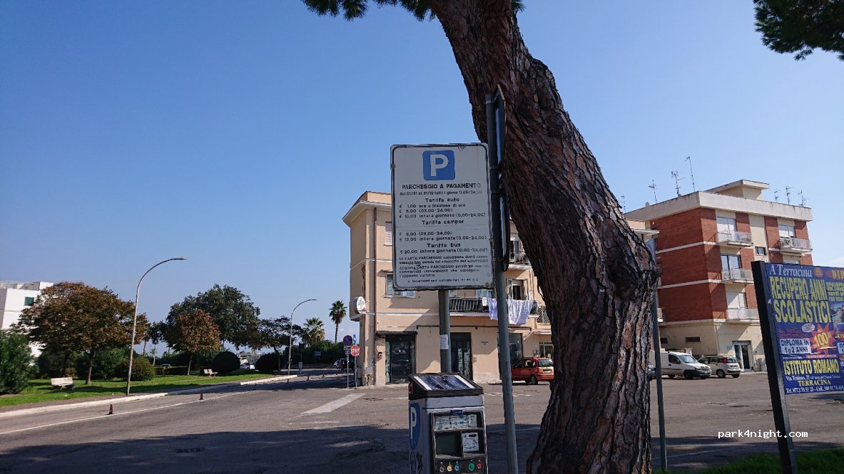 (04019) Terracina - Via Amerigo Vespucci — foto 2