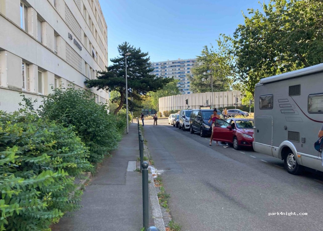 (35000) Rennes - 11 Rue Yves Mayeuc — foto 2