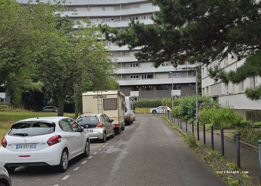 (35000) Rennes - 11 Rue Yves Mayeuc — foto 3