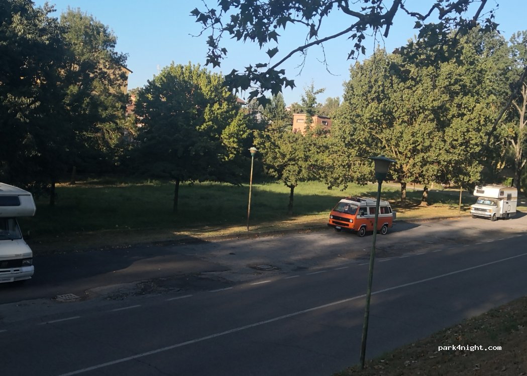(44122) Ferrara - — foto
