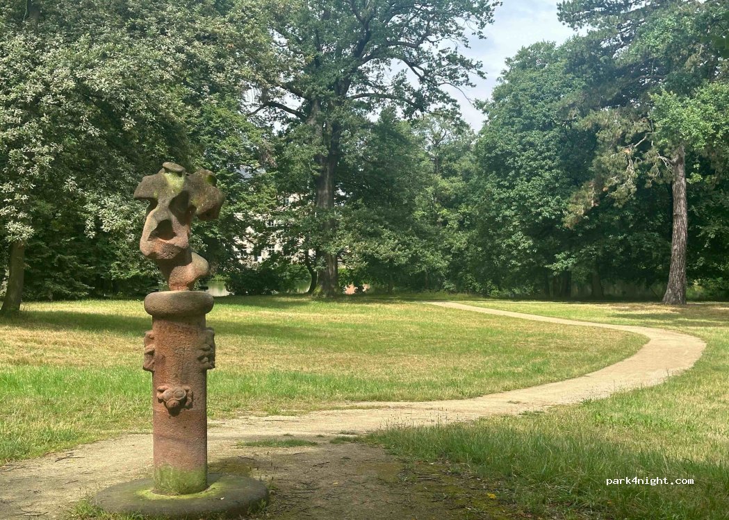 (01561) Ebersbach - 2 Schloßallee — foto 2