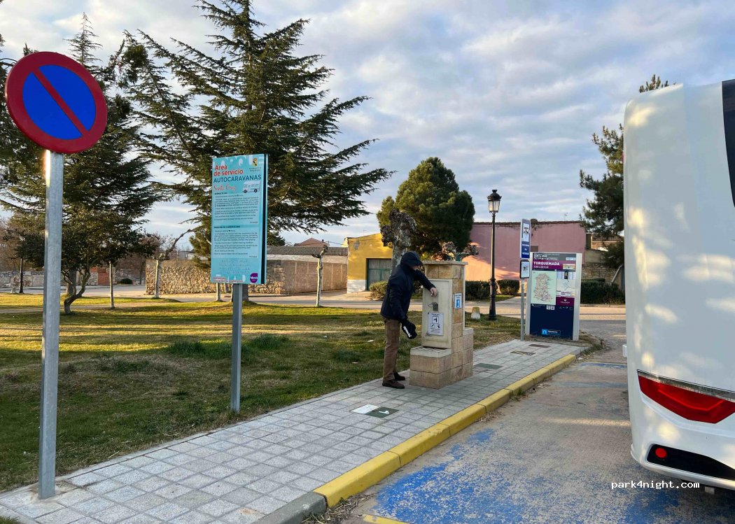 (34230) Torquemada - 27 Calle Barrio Nuevo — foto 2