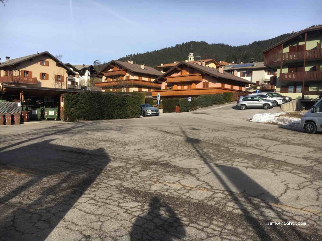 (38064) Folgaria - Strada Statale 3501 — foto 2