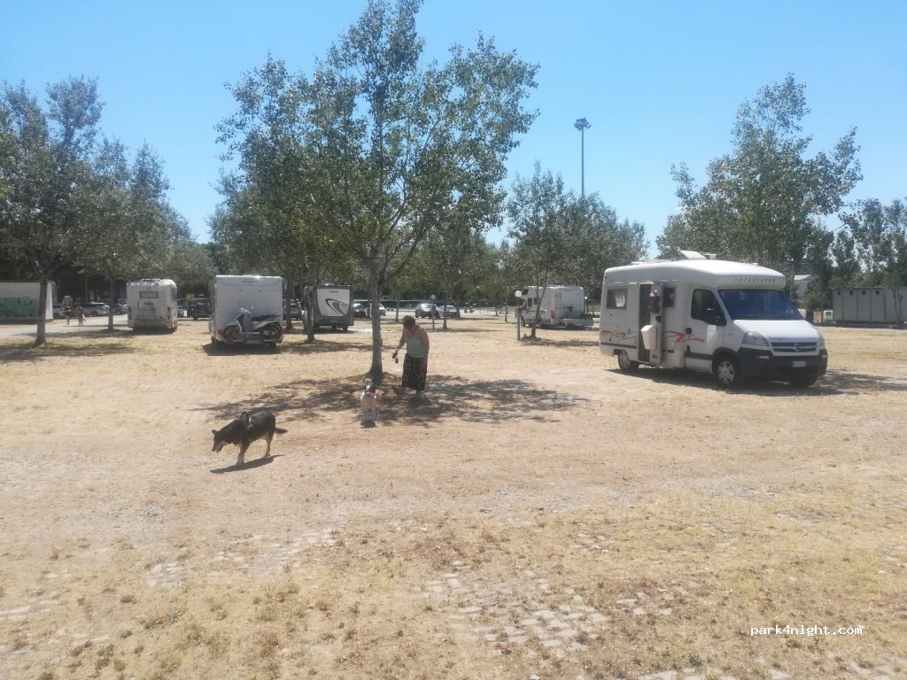 (47841) Cattolica - 23 Via Gori — foto