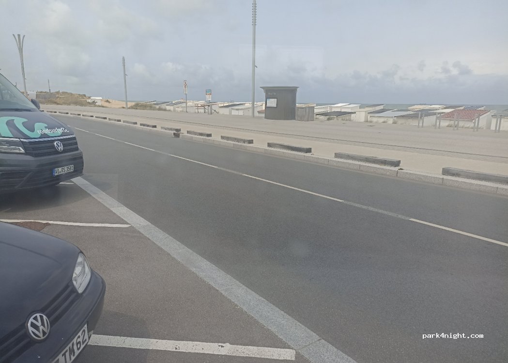 (62100) Calais - 1197 Digue Gaston Berthe — foto 2