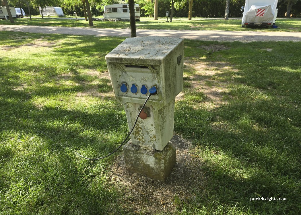 Camping Municipal Fuentes Blancas — foto 5