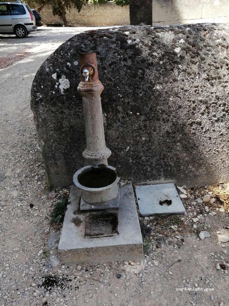 (13650) Meyrargues - 16 Avenue de l'Aqueduc Romain — foto 2