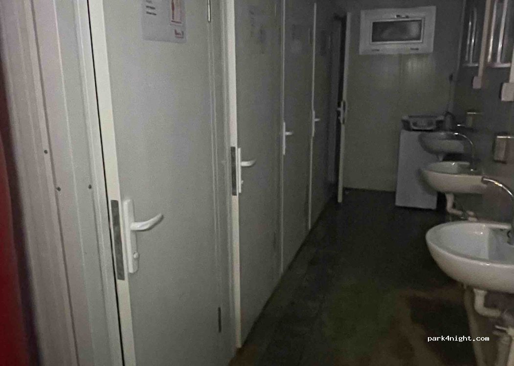 (916 37) Kálnica - — foto 5