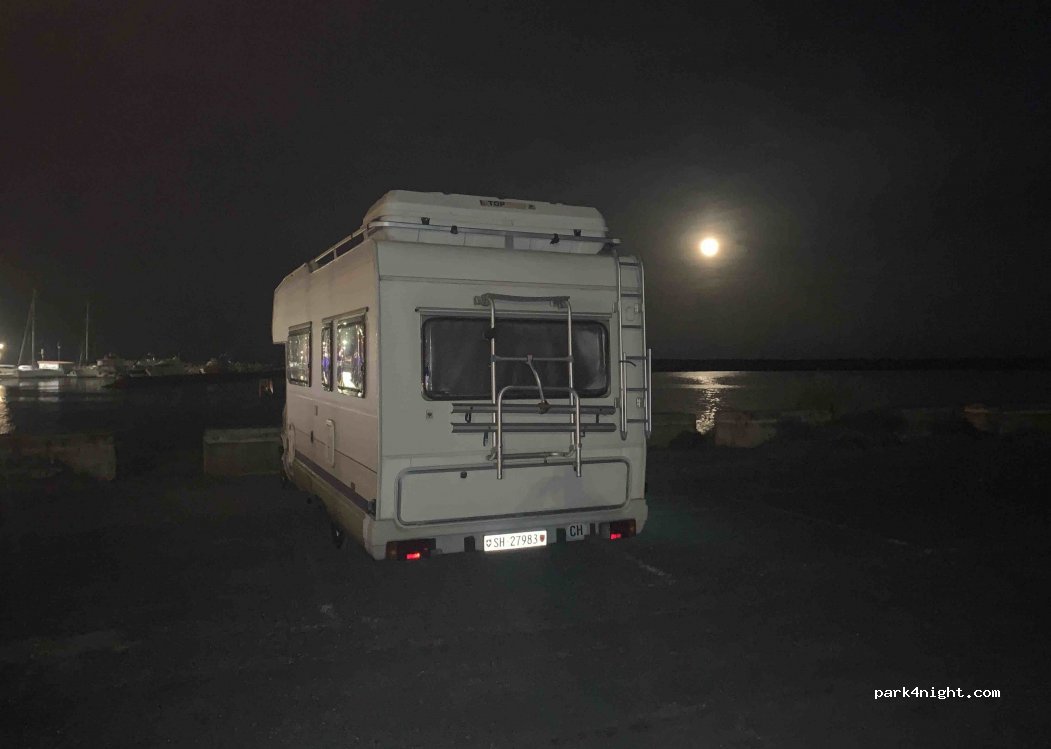 (34300) Agde - 2 Avenue du Passeur Challies — foto
