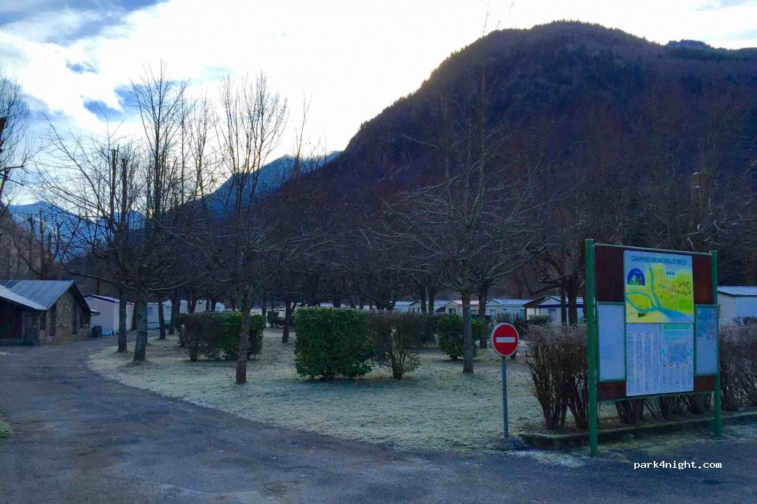 Les Ioules*** - Camping municipal — foto
