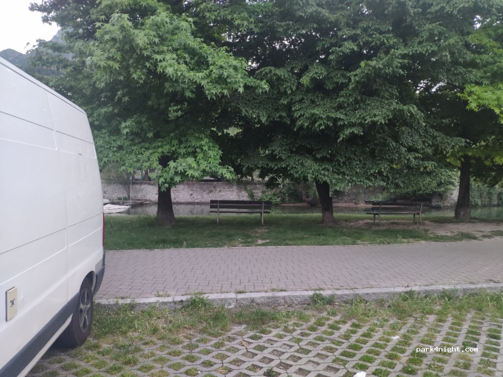 (23900) Lecco - 15 Via dell'Isola — foto 3